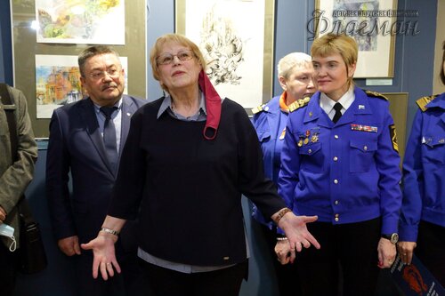 Открытие выставки работ  художника-иллюстратора Евгении Ивановны Стерлиговой YE1A0568